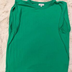 Gianni Bini Bright Green Short Sleeve Scoop Neck Tee